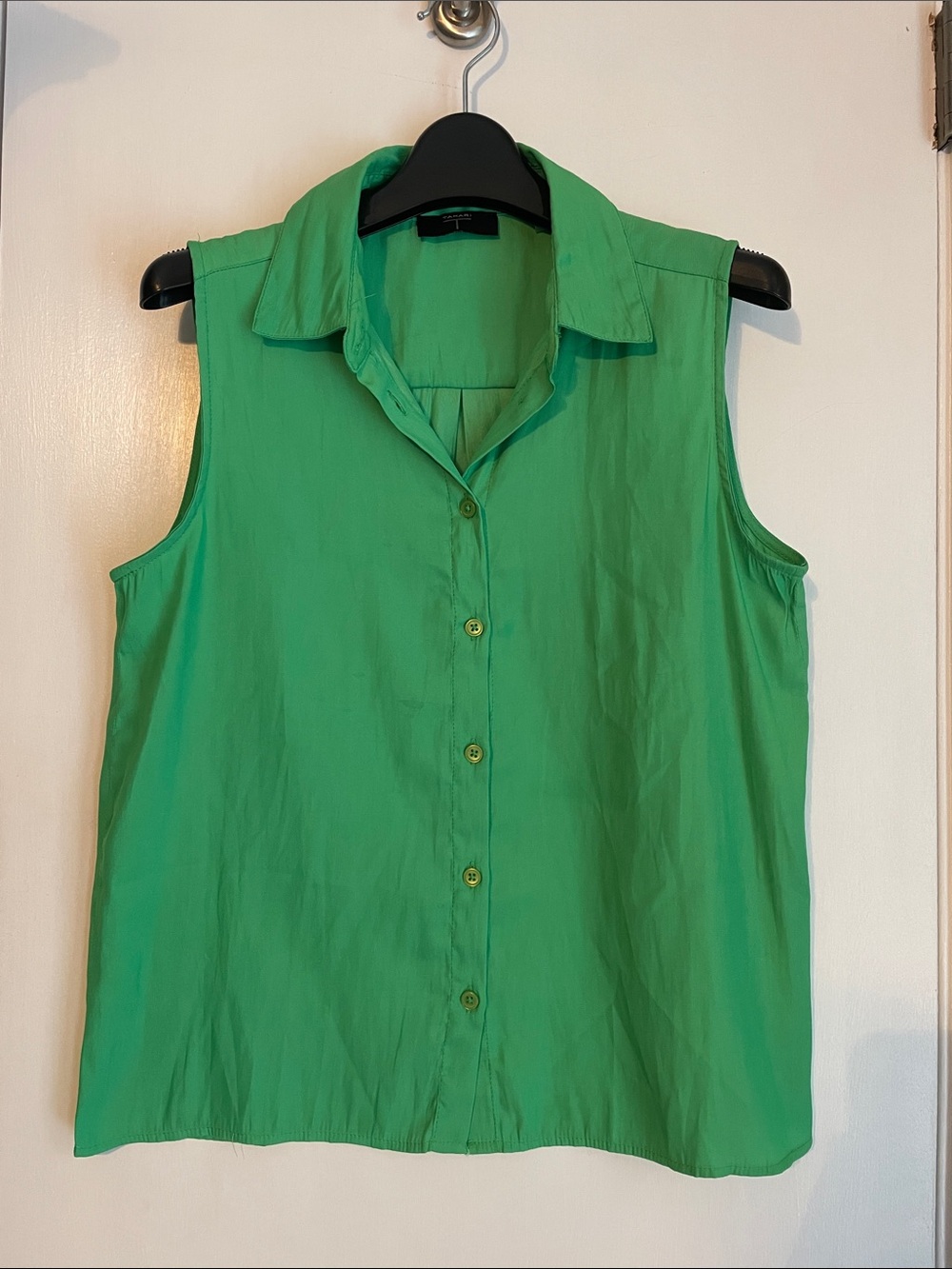 Tahari Sleeveless Button-Front Top in Bright Green